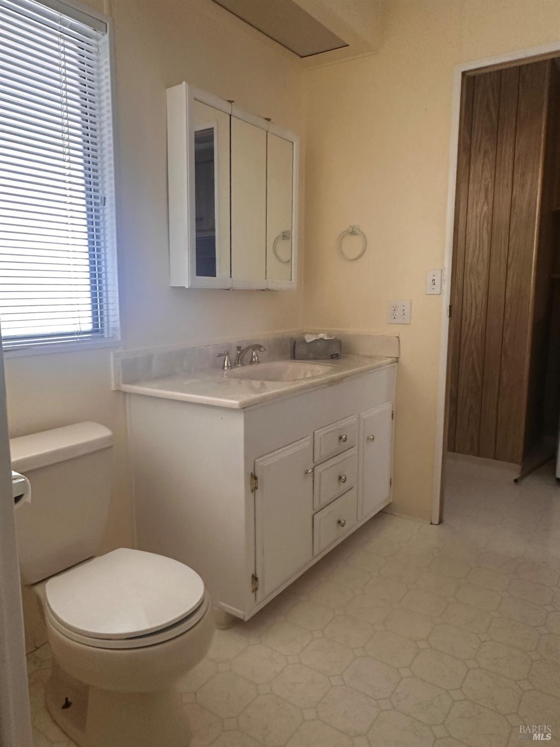 2412 Foothill Blvd #144