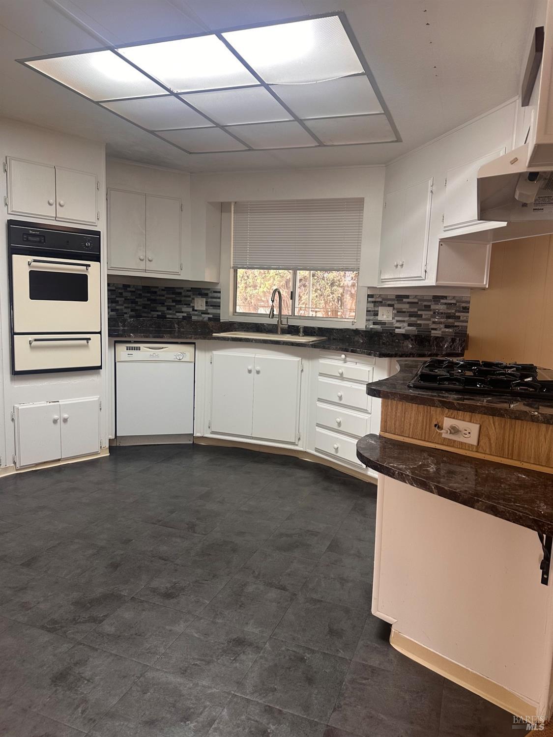 2412 Foothill Blvd #144