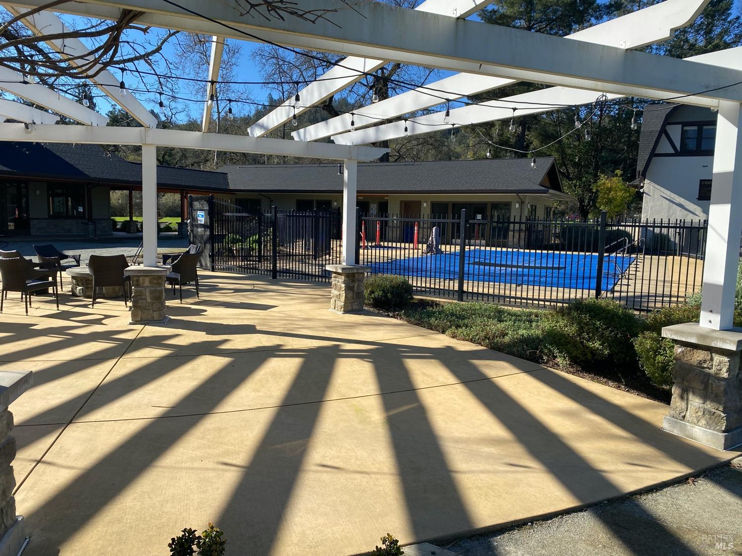 2412 Foothill Blvd #79