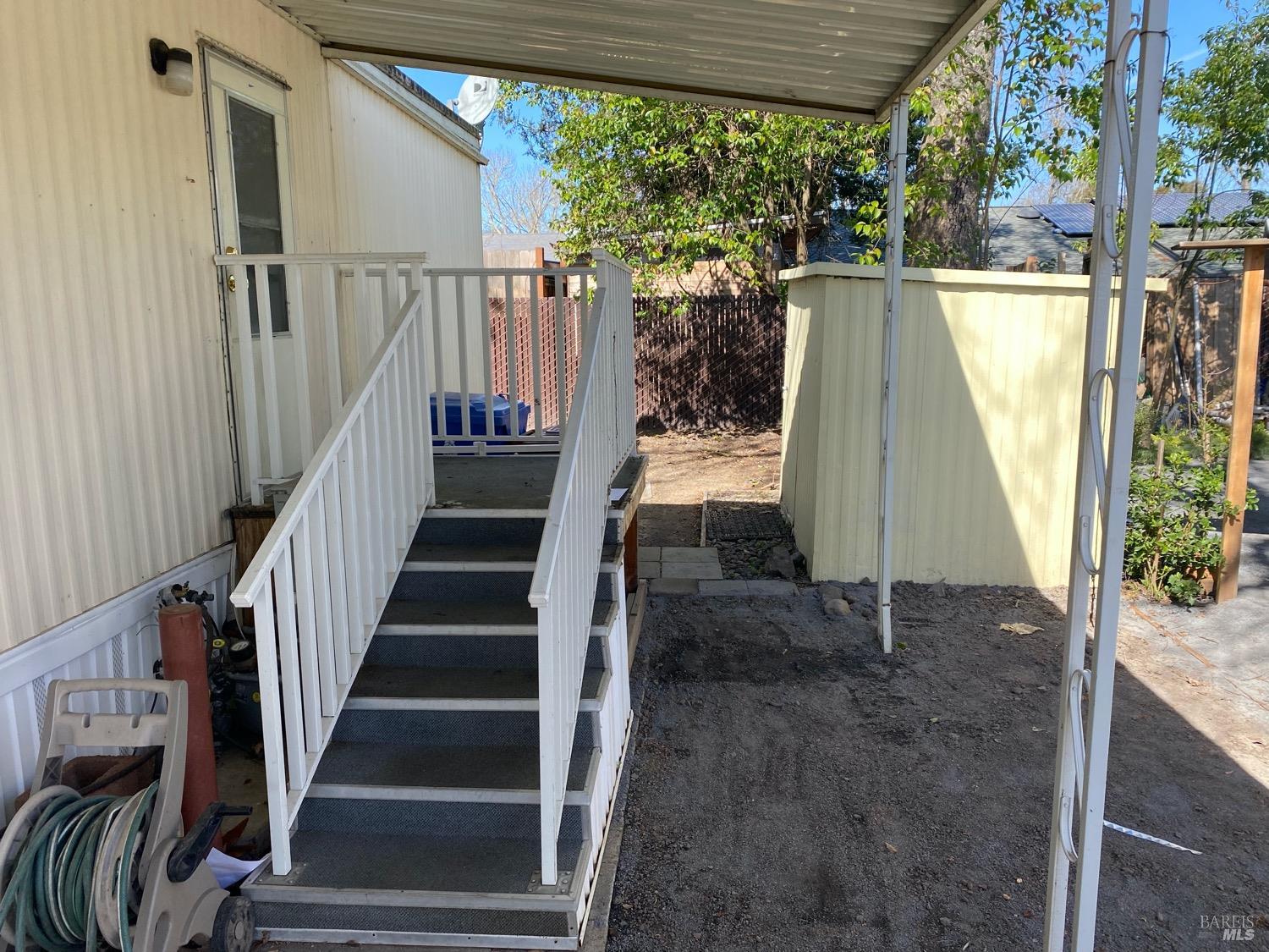 2412 Foothill Blvd #79