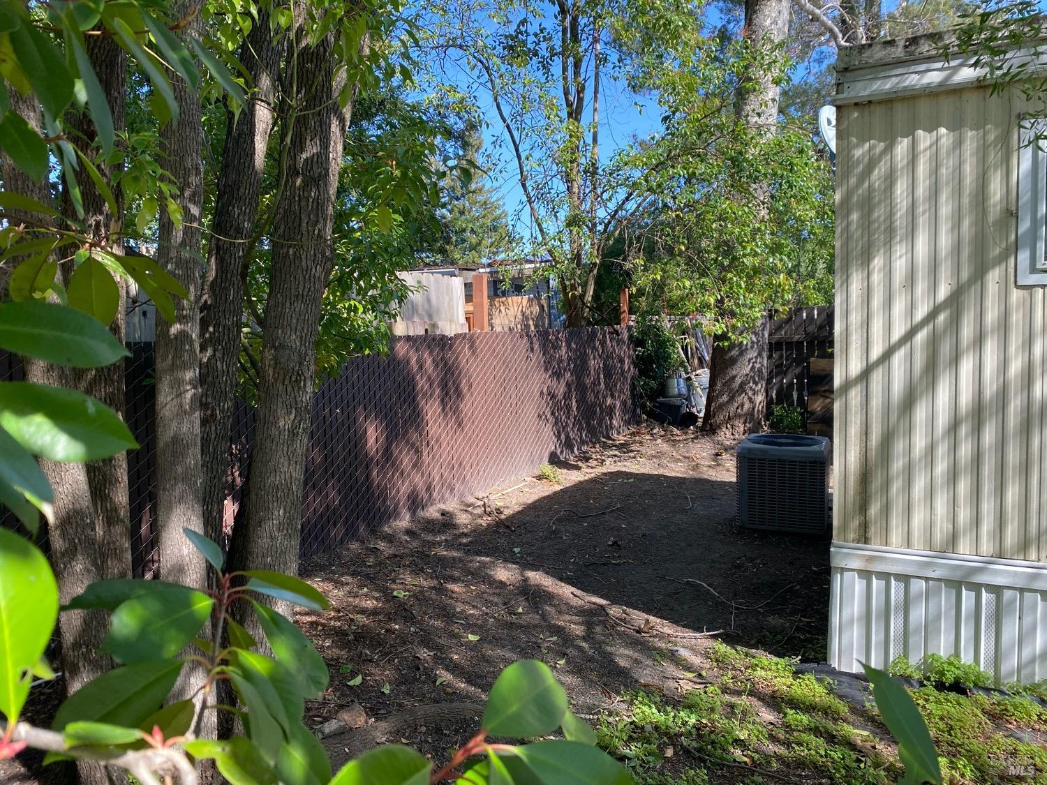 2412 Foothill Blvd #79