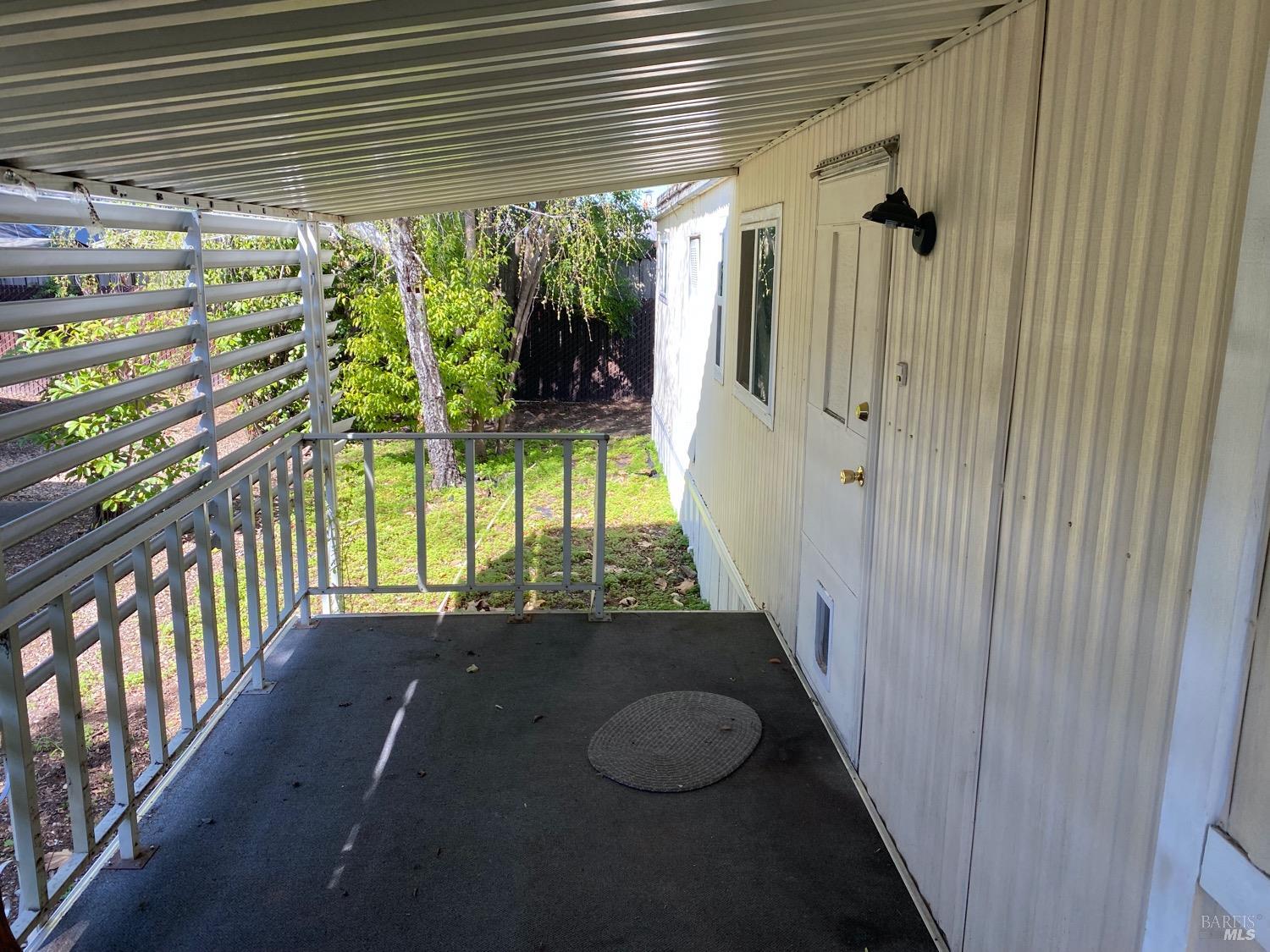 2412 Foothill Blvd #79