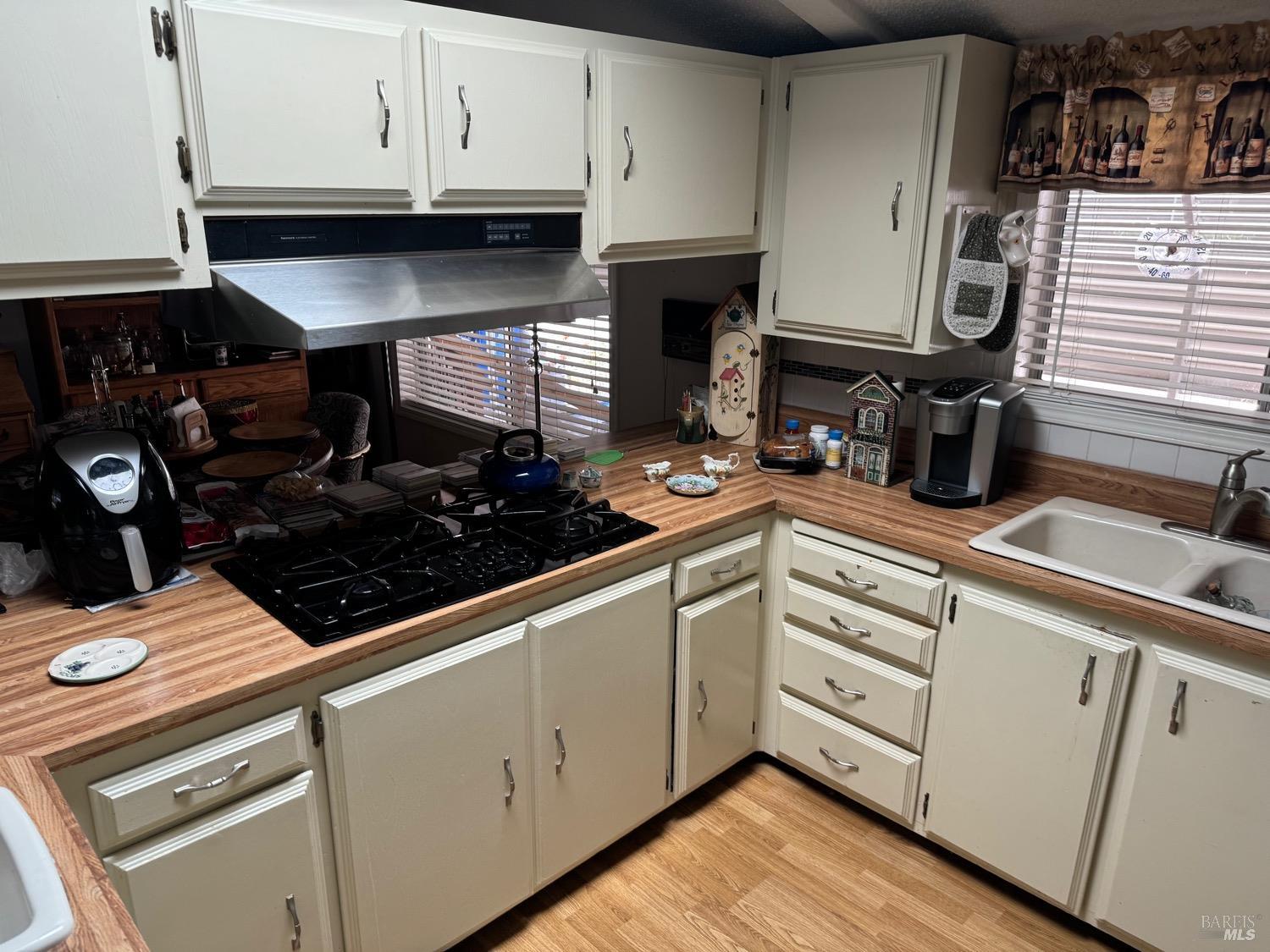 2412 Foothill Blvd #150