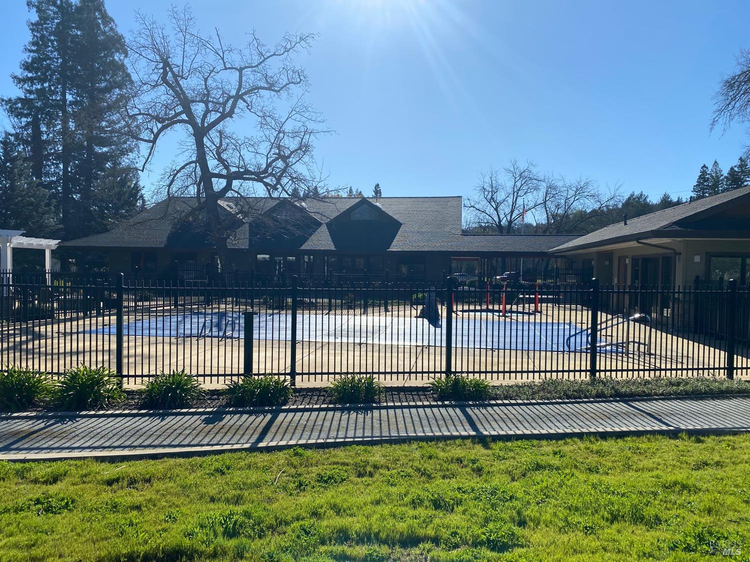 2412 Foothill Blvd #7