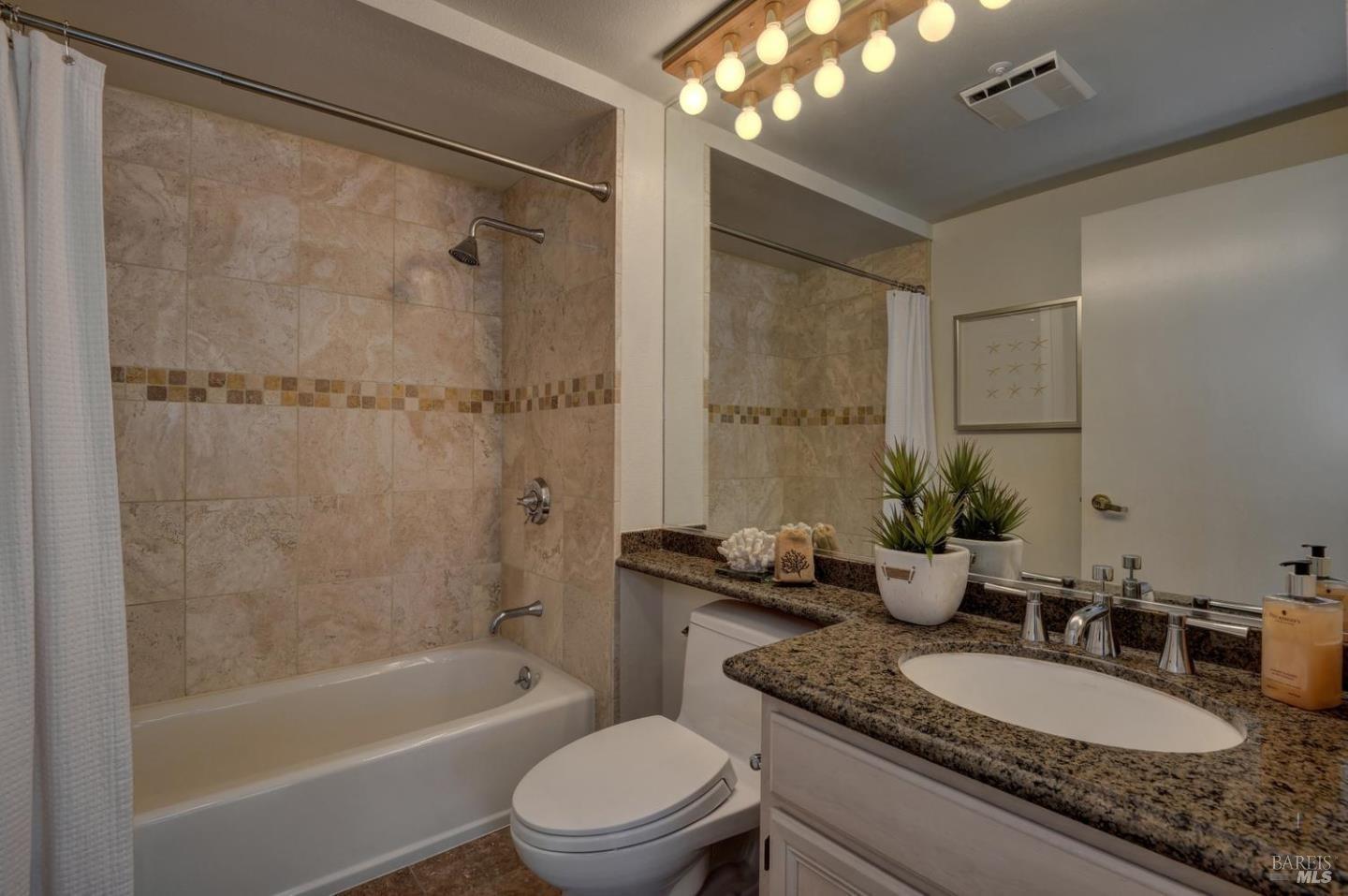 550 Ortega Ave #A401