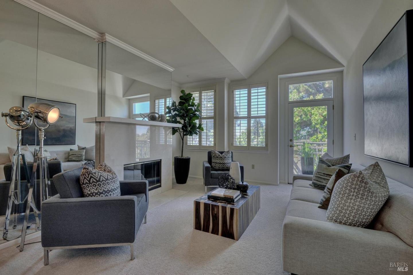 550 Ortega Ave #A401