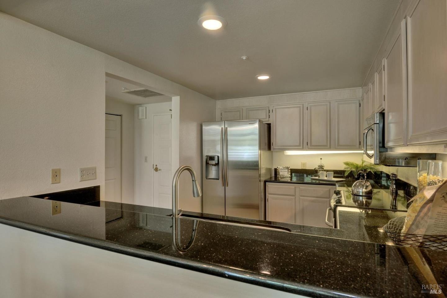 550 Ortega Ave #A401