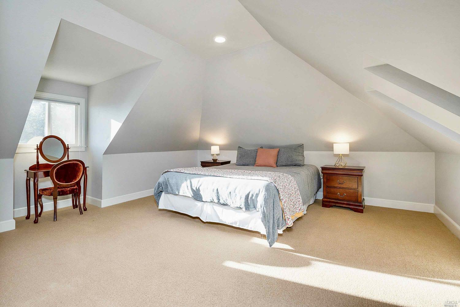 3397 Saint Helena Hwy N