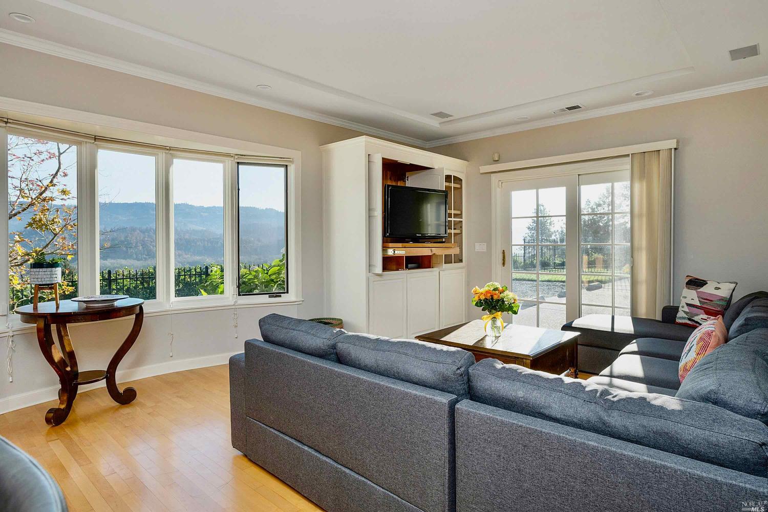 3397 Saint Helena Hwy N