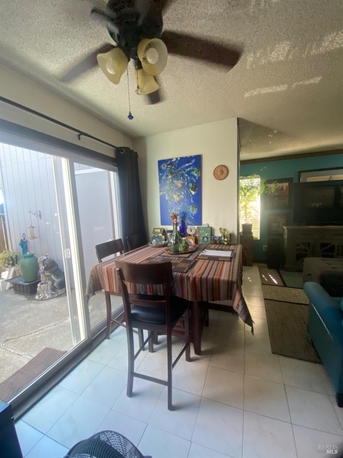 200 Del Luz Ct