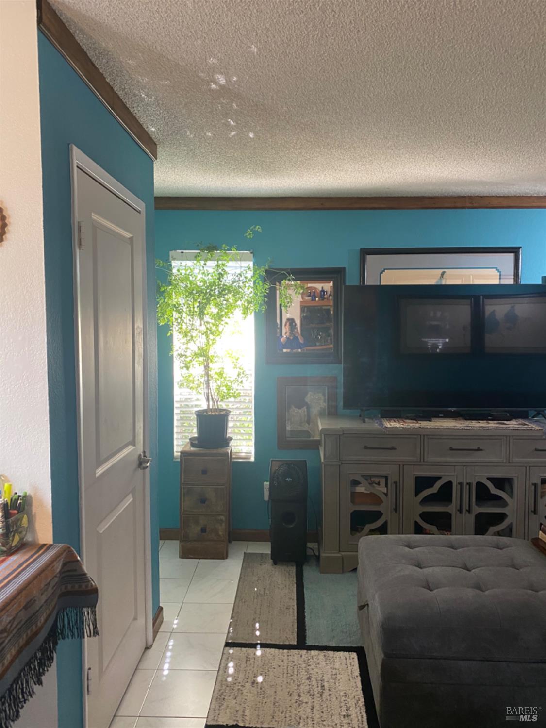200 Del Luz Ct