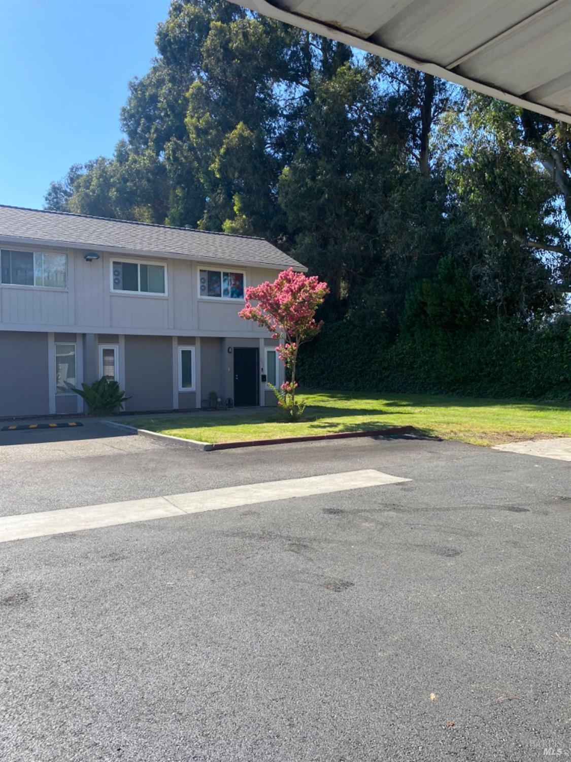 200 Del Luz Ct