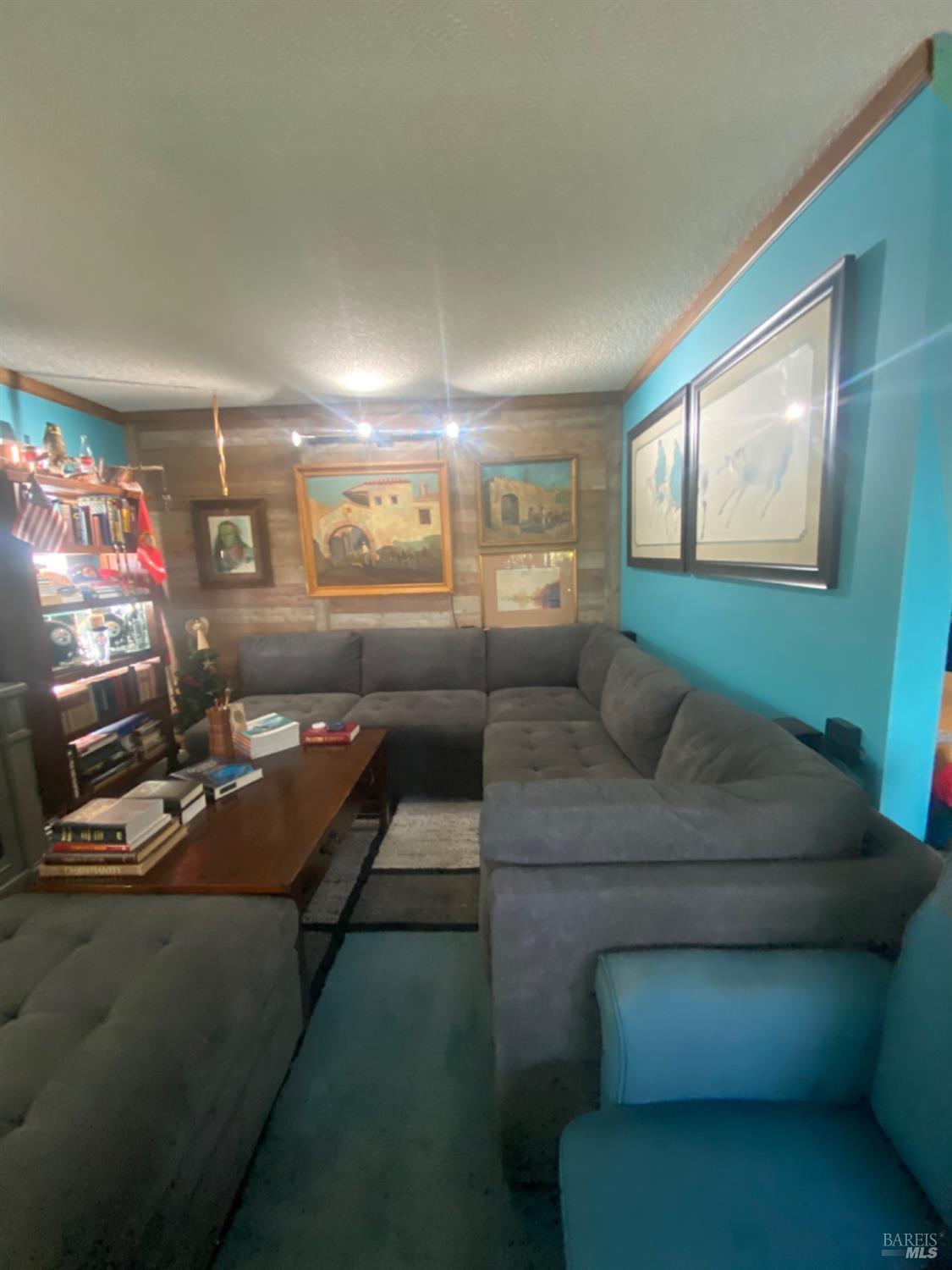 200 Del Luz Ct