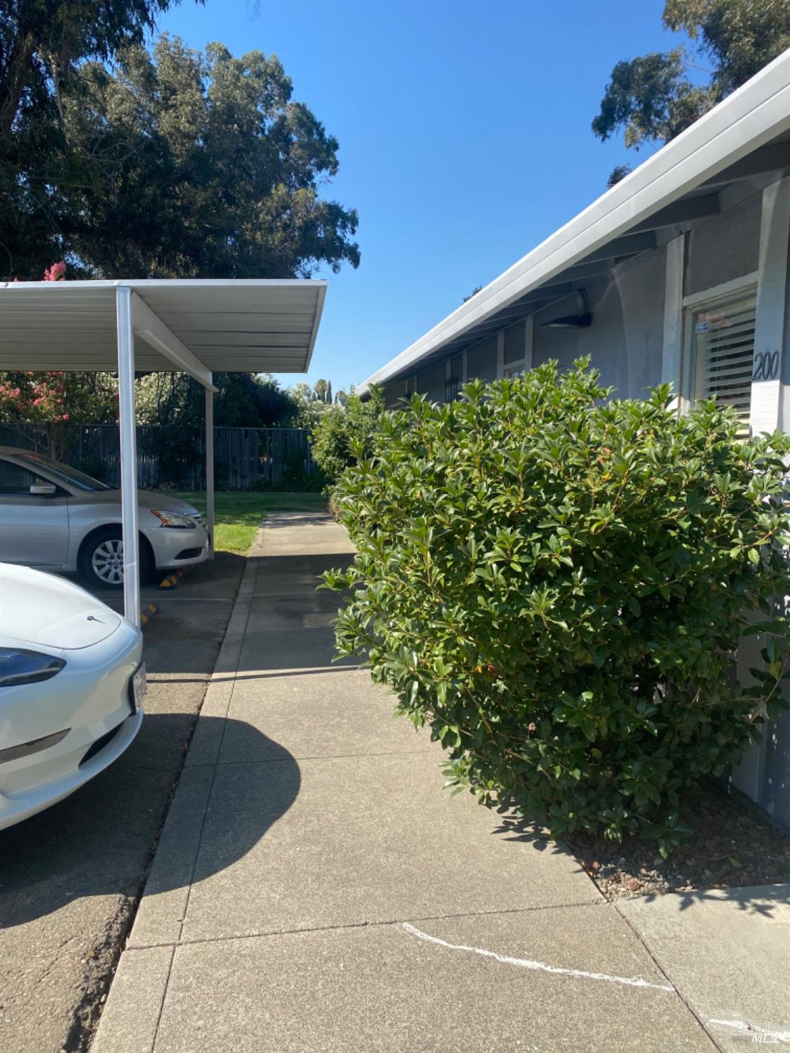 200 Del Luz Ct
