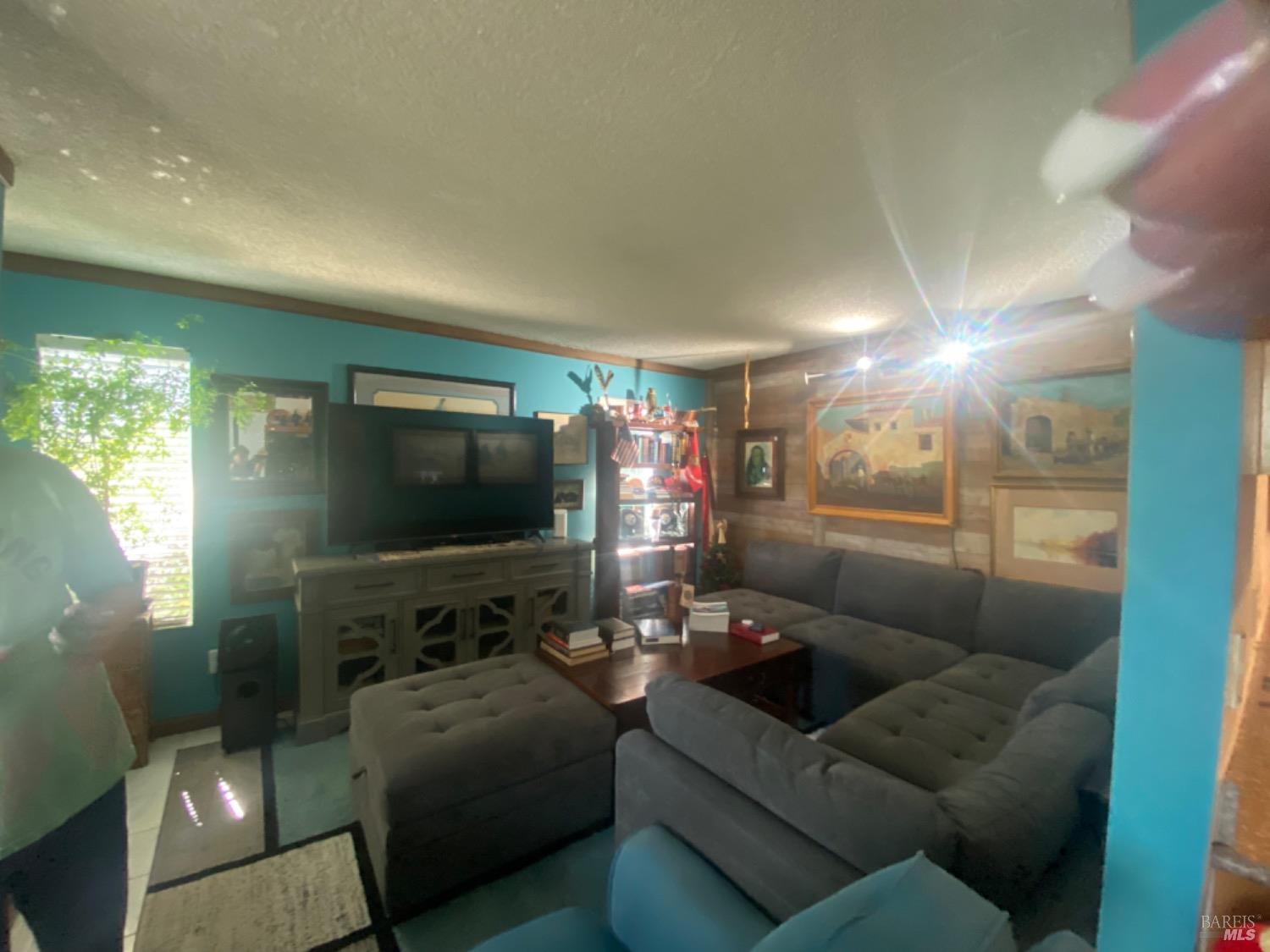 200 Del Luz Ct