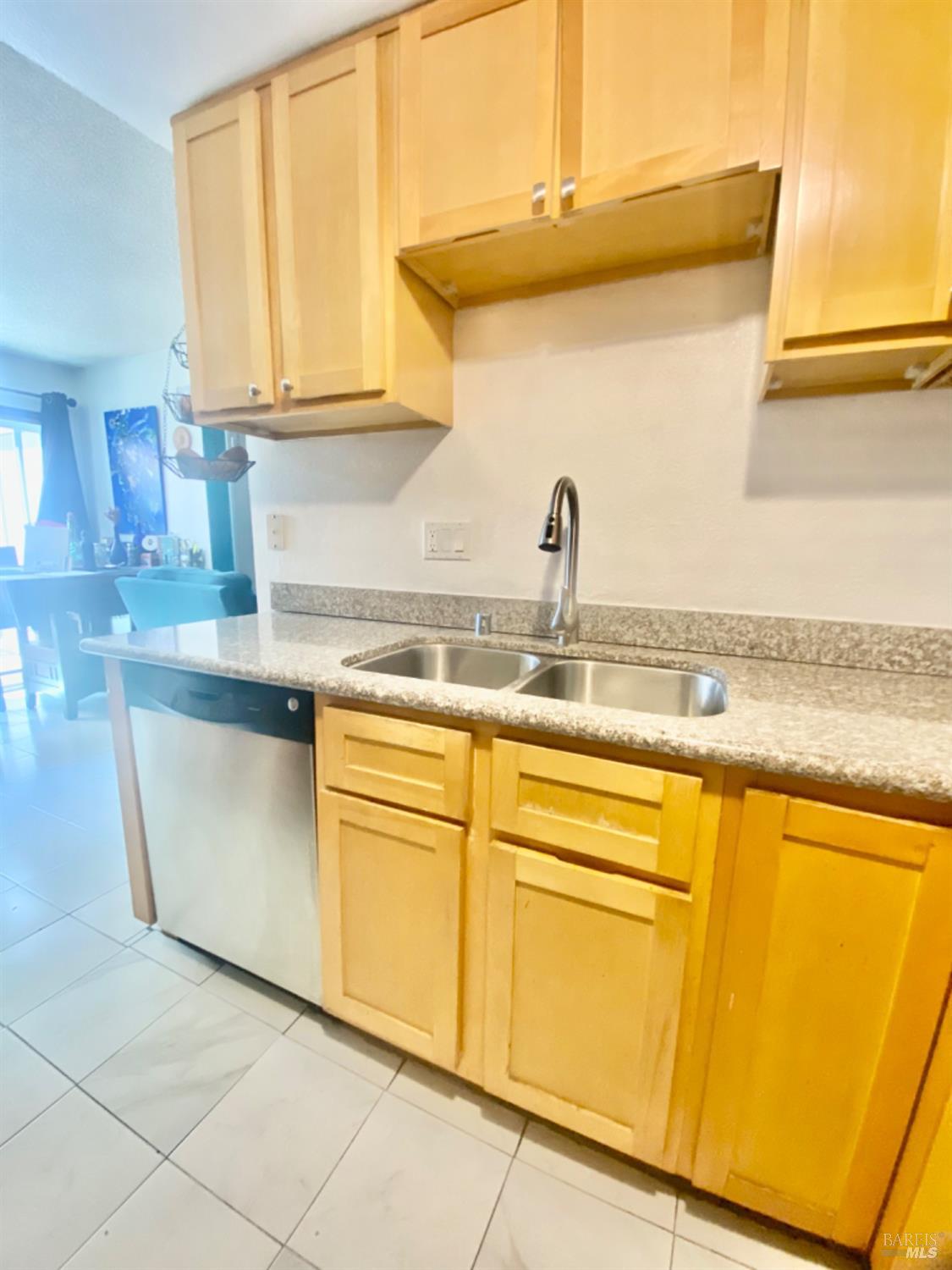200 Del Luz Ct