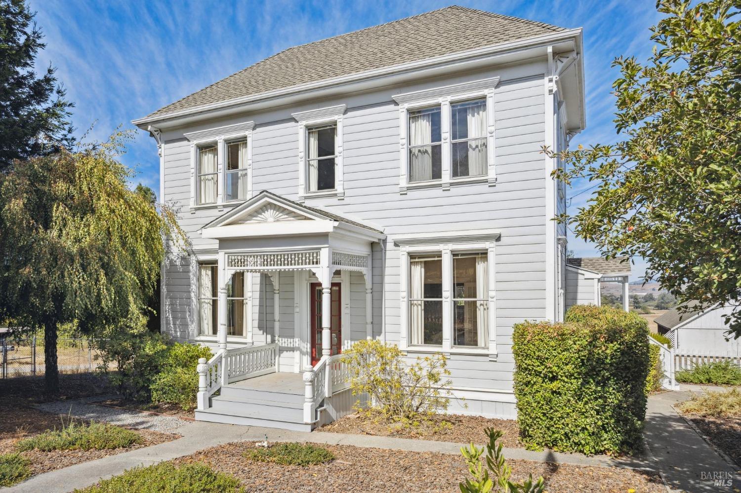 1900-1901 Middle Two Rock Rd