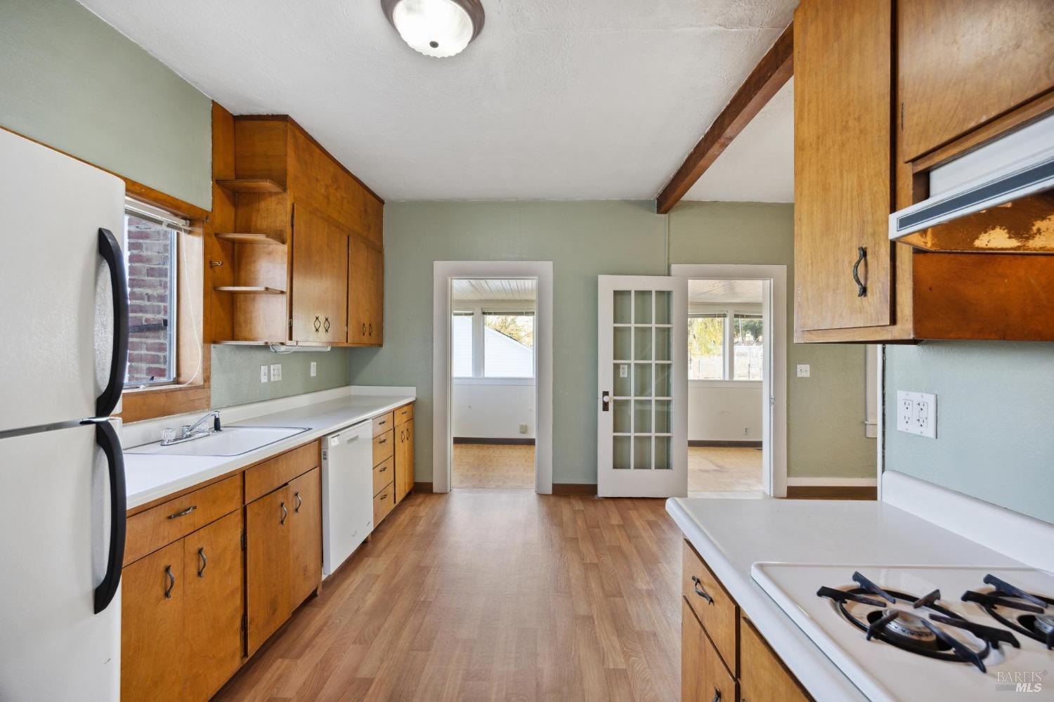 1900-1901 Middle Two Rock Rd