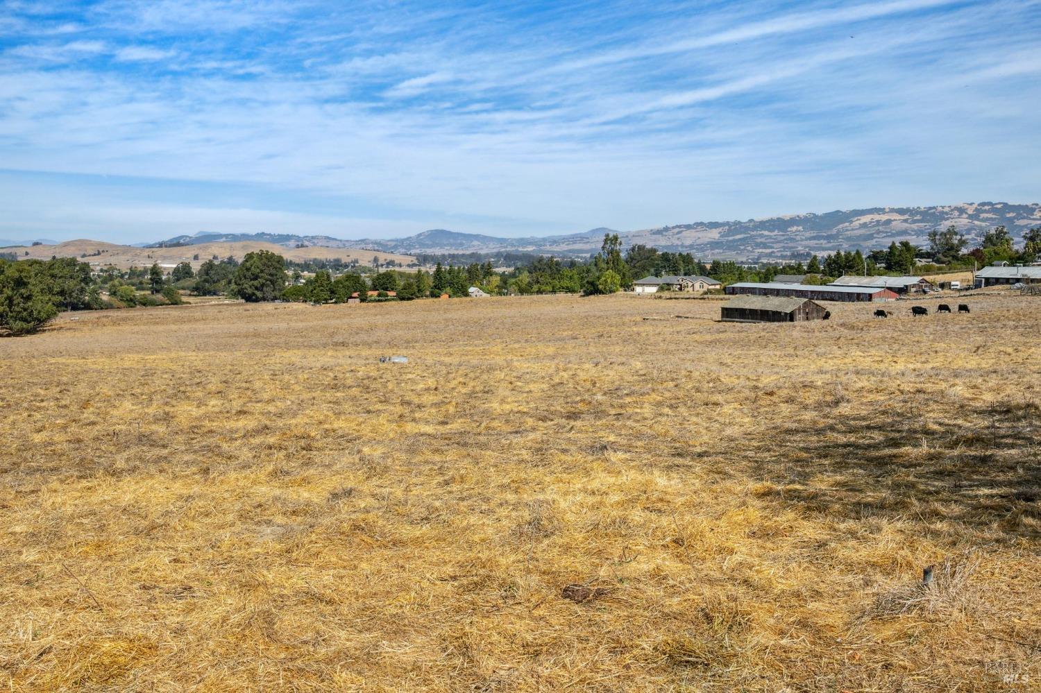 1900-1901 Middle Two Rock Rd