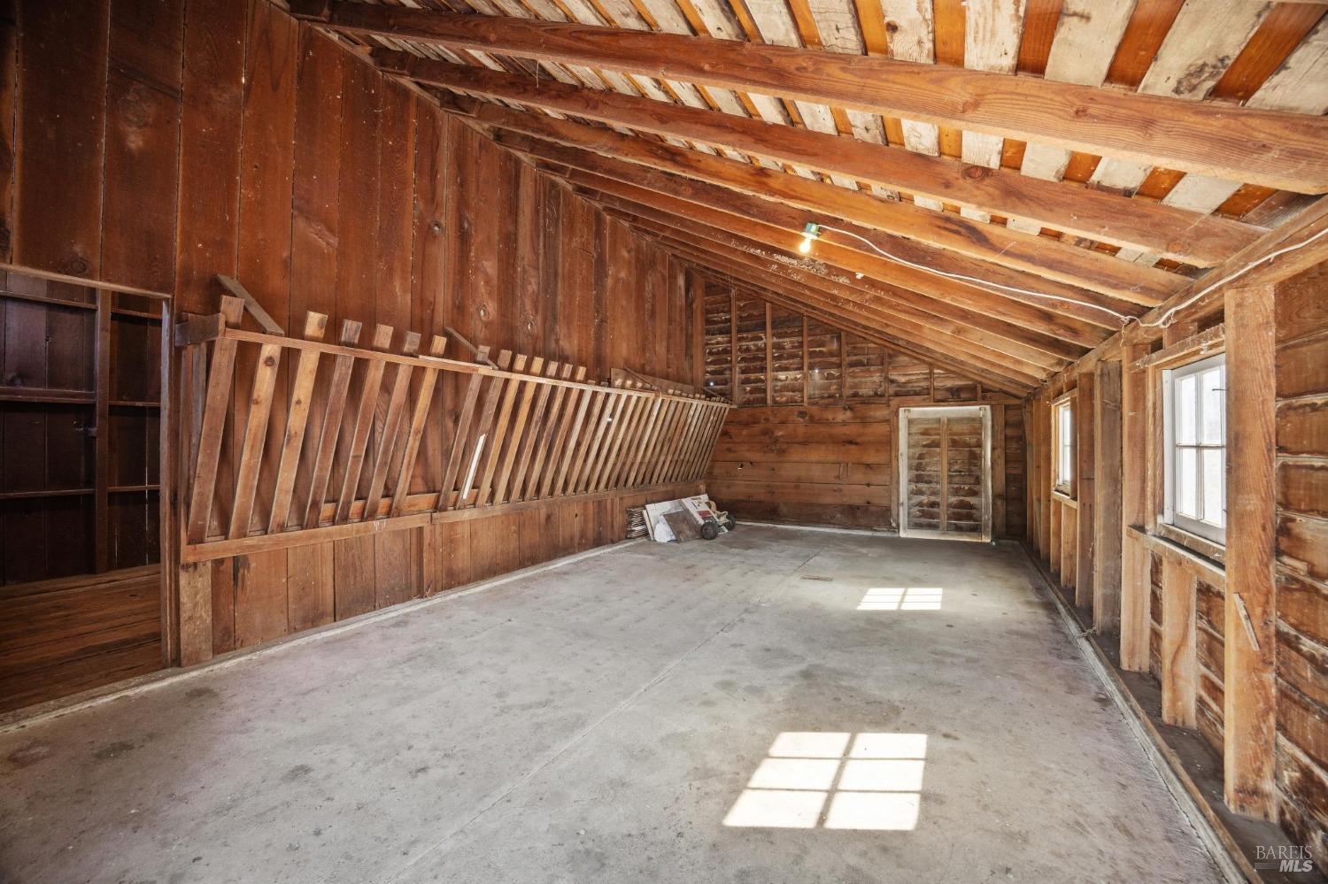 1900-1901 Middle Two Rock Rd