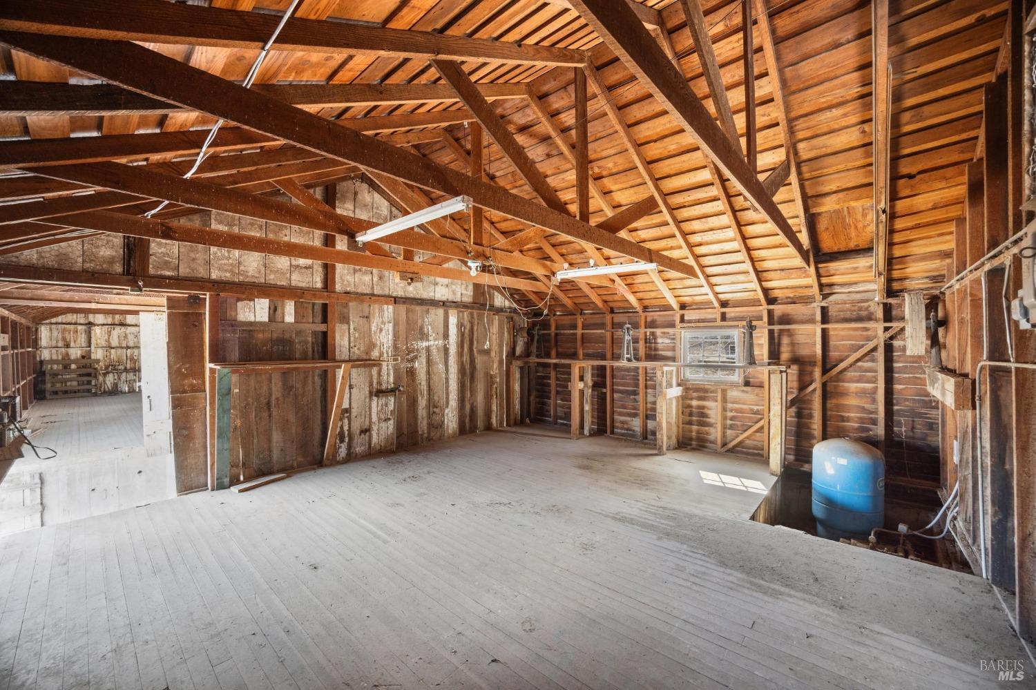 1900-1901 Middle Two Rock Rd