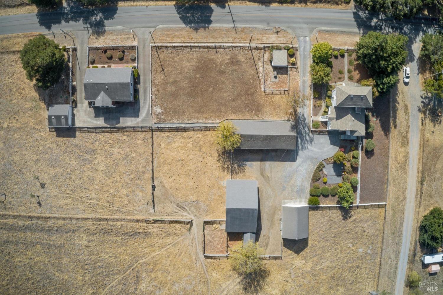 1900-1901 Middle Two Rock Rd