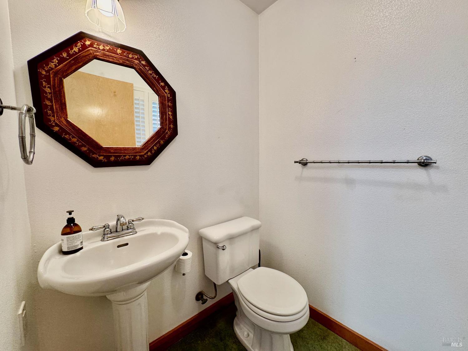 400 Glass Mountain Rd