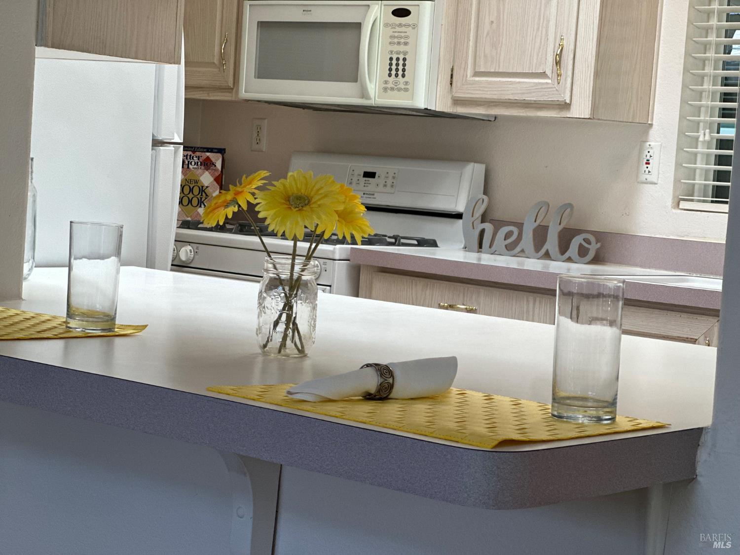 2412 Foothill Blvd #20