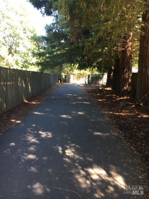 2412 Foothill Blvd #20