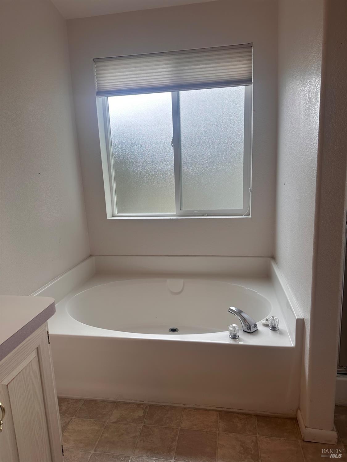 2412 Foothill Blvd #20