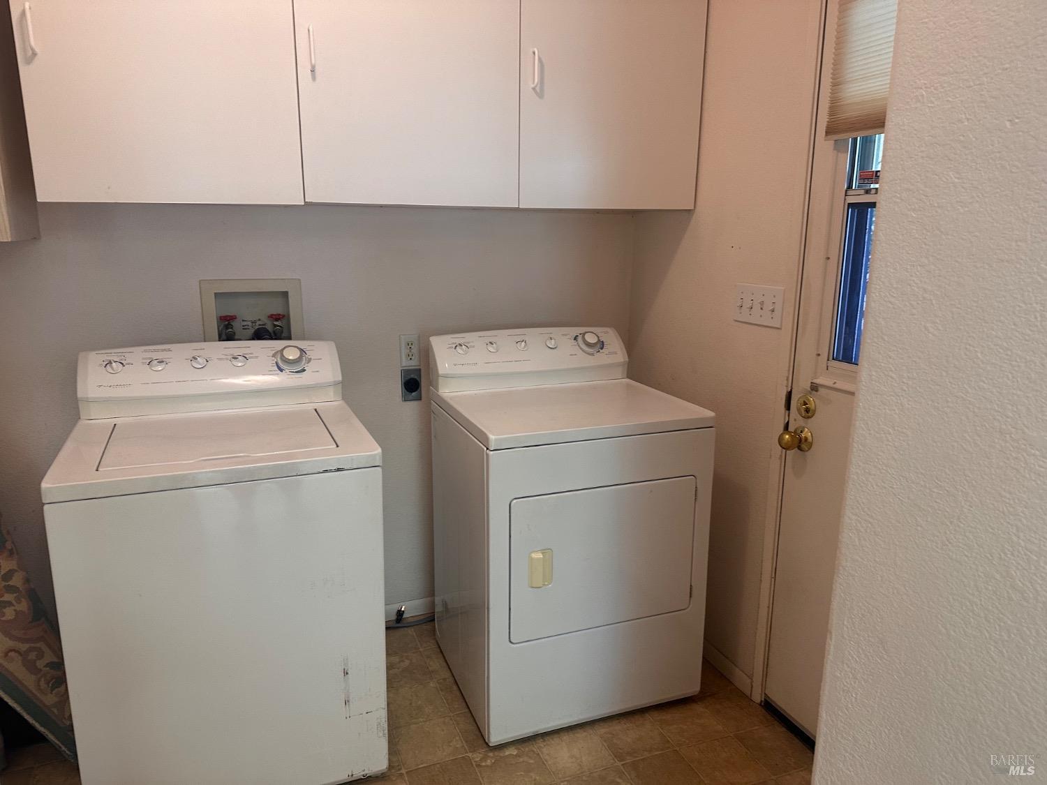 2412 Foothill Blvd #20