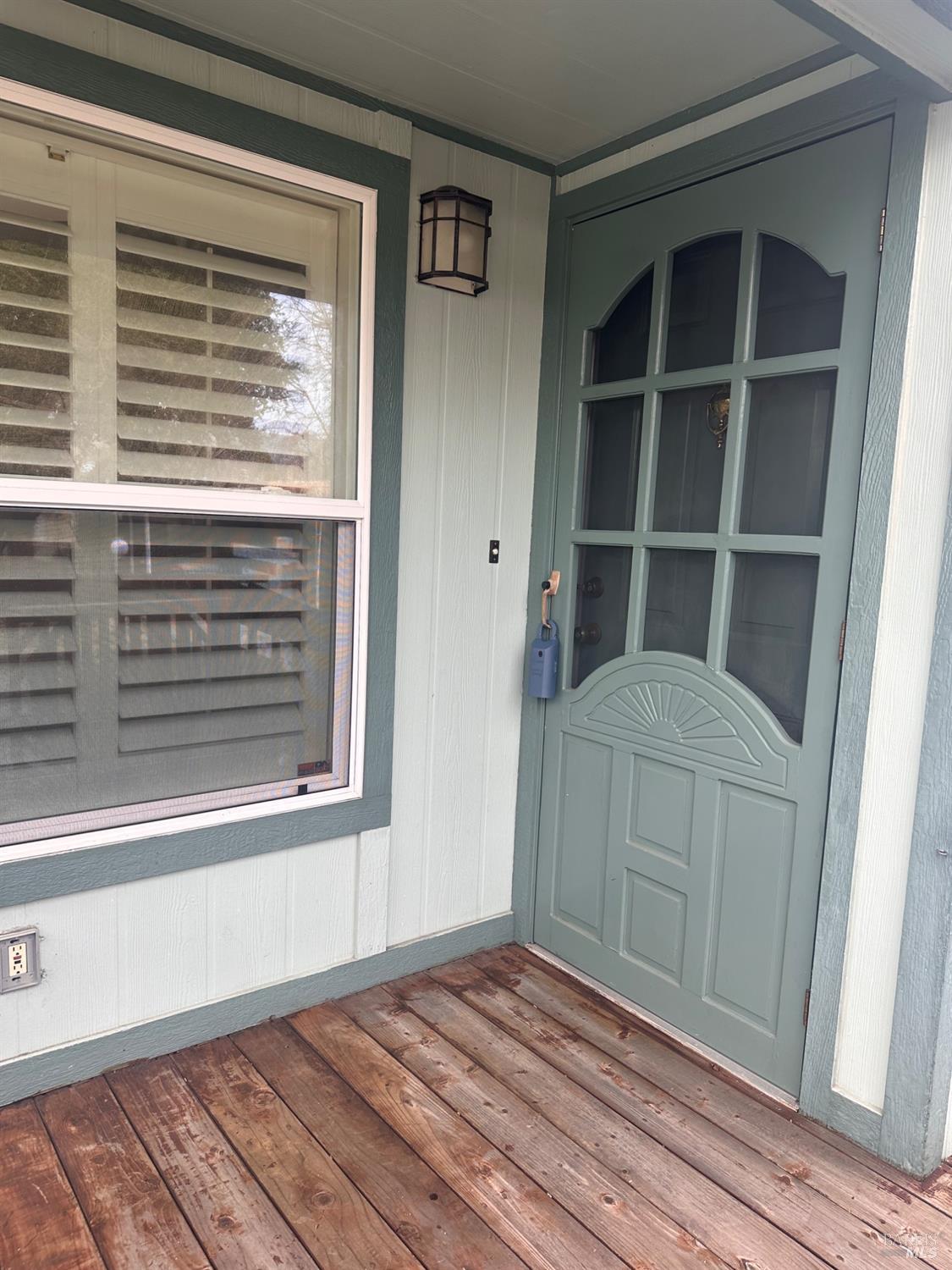 2412 Foothill Blvd #20