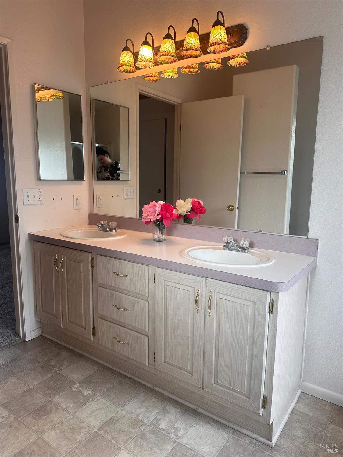 2412 Foothill Blvd #20