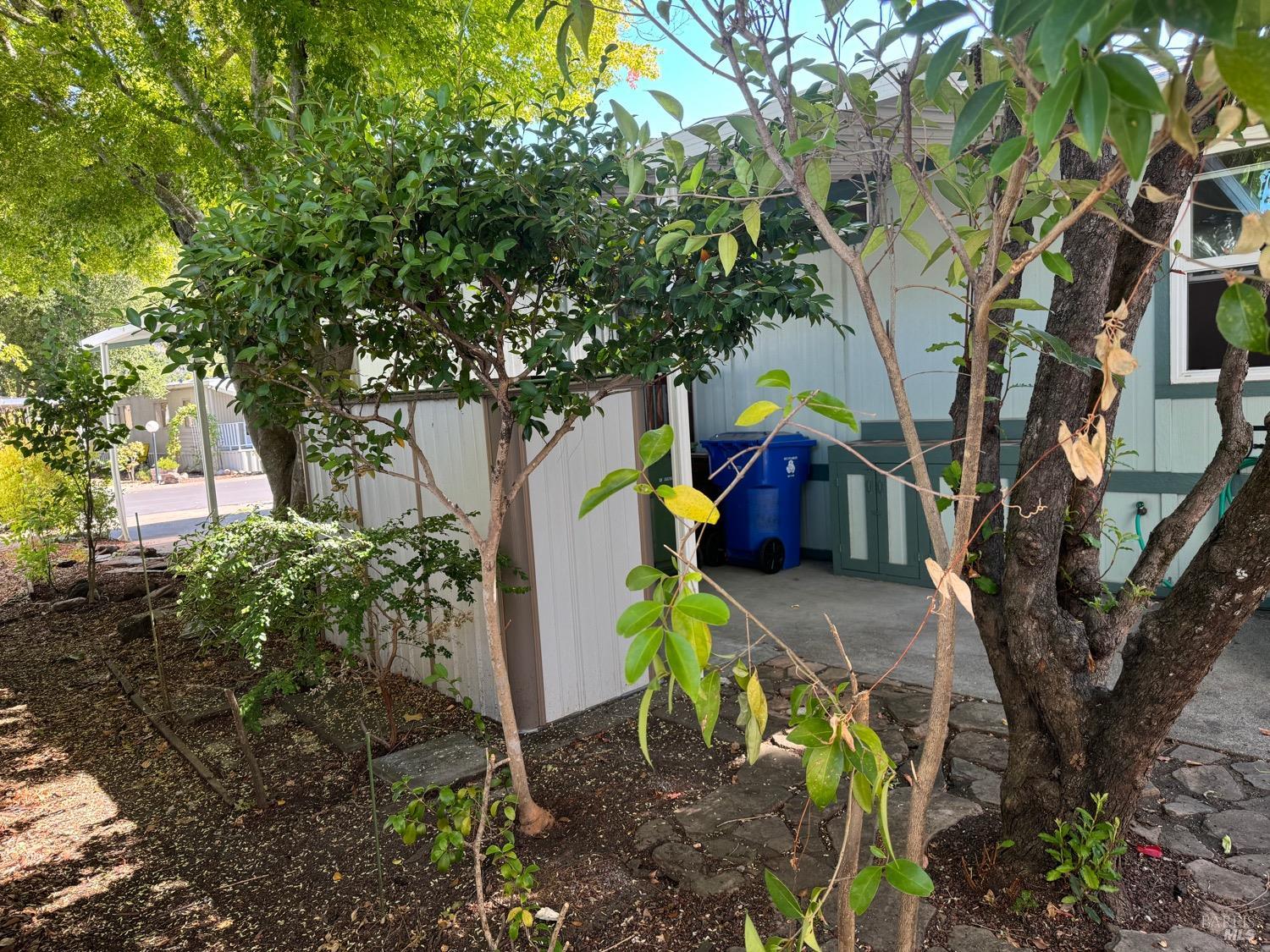 2412 Foothill Blvd #20