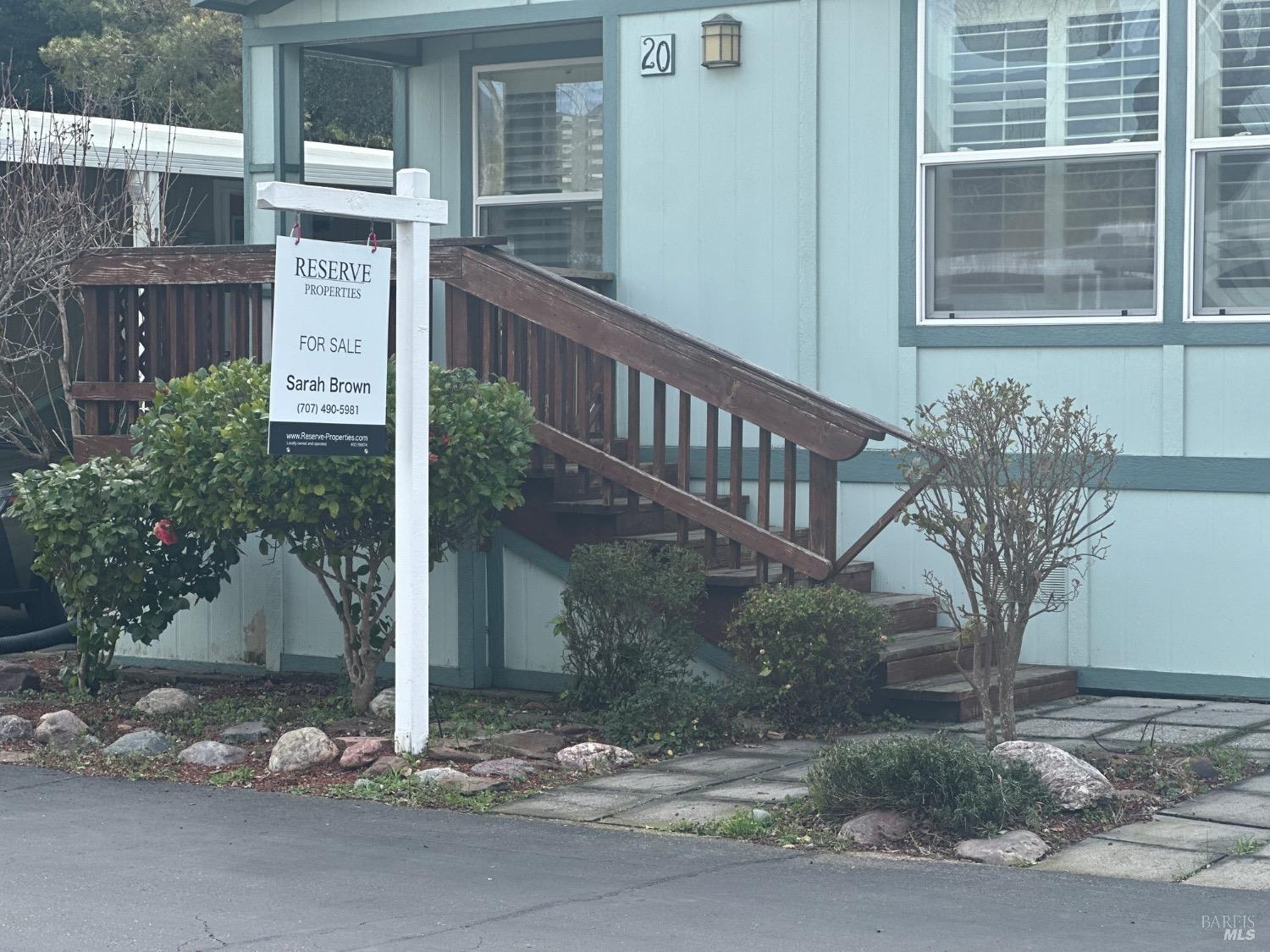 2412 Foothill Blvd #20