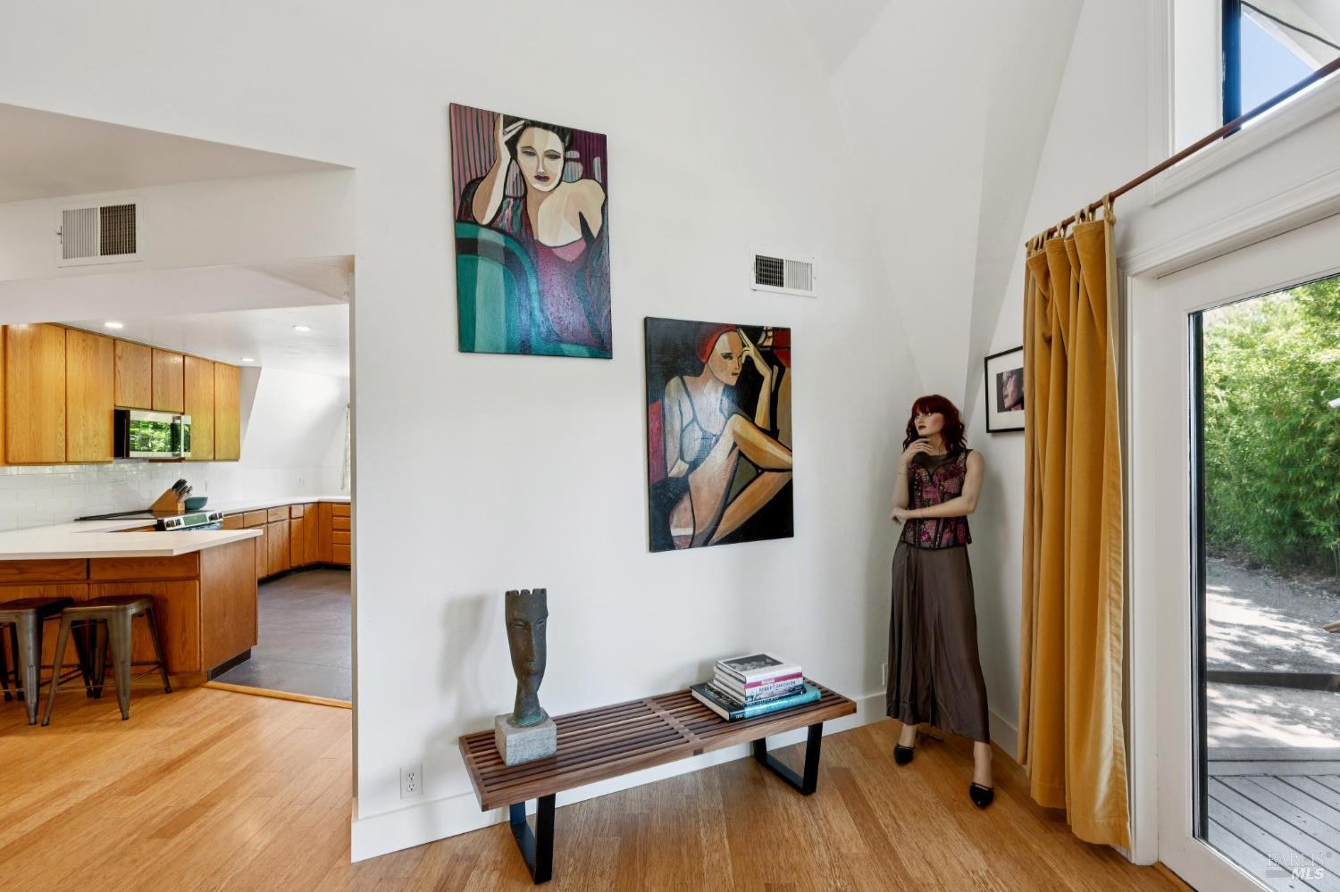 18380 Cottonwood Ave