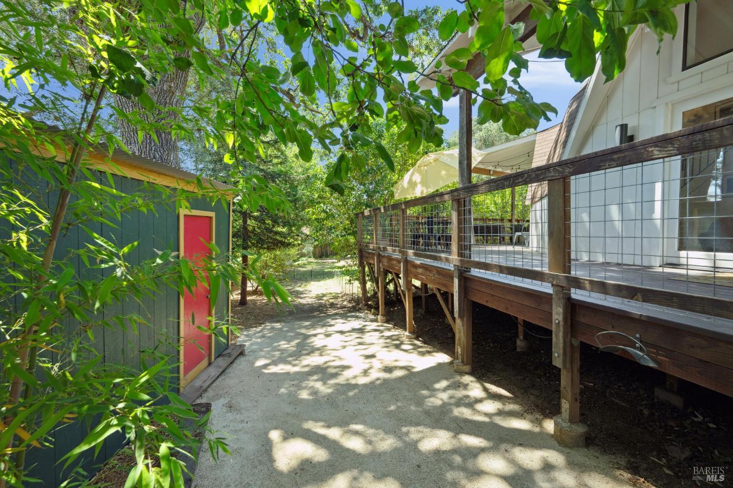 18380 Cottonwood Ave