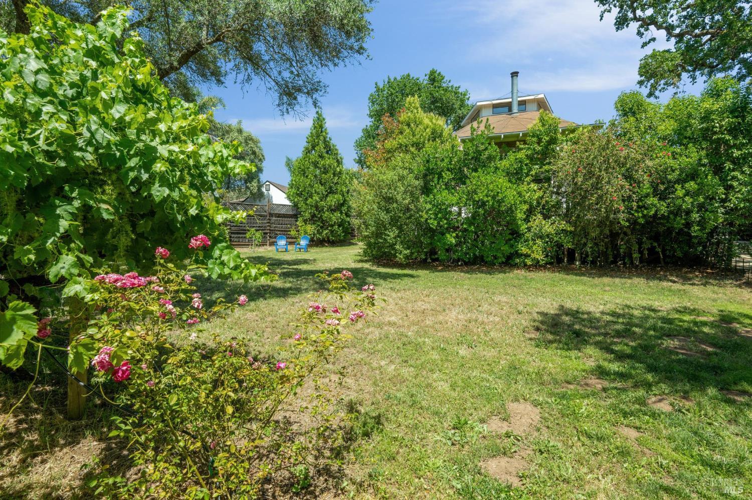 18380 Cottonwood Ave