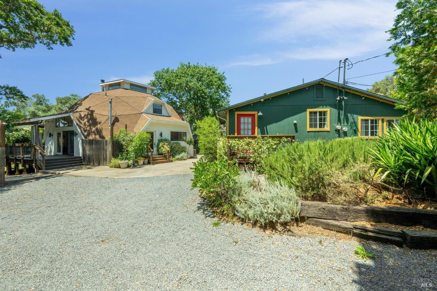 18380 Cottonwood Ave