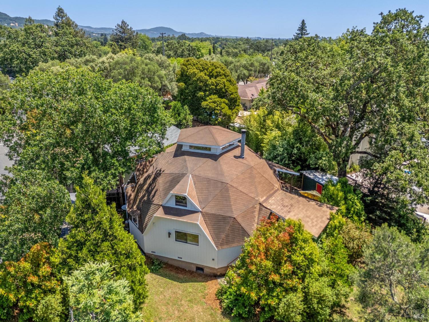 18380 Cottonwood Ave