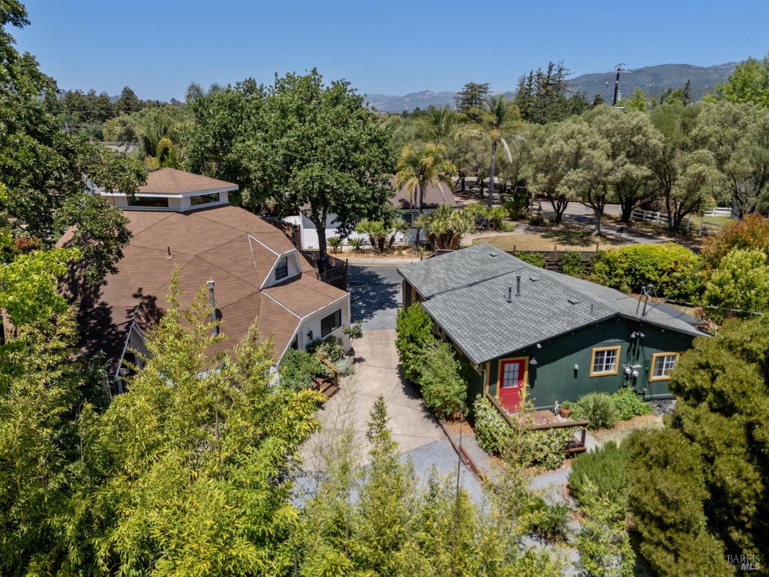 18380 Cottonwood Ave