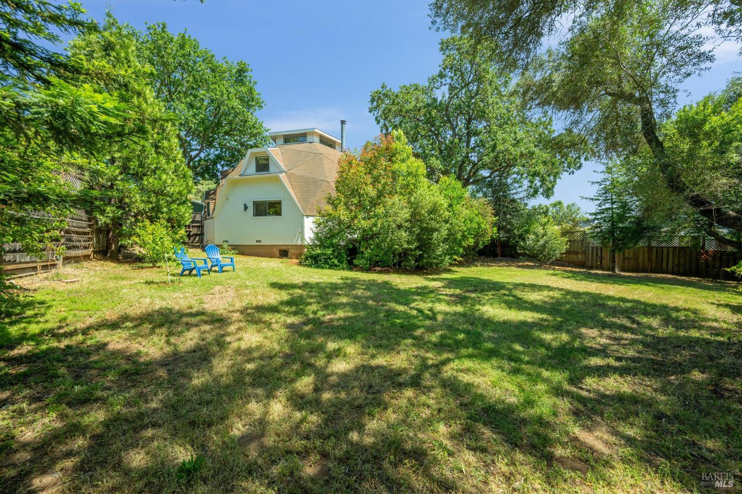 18380 Cottonwood Ave