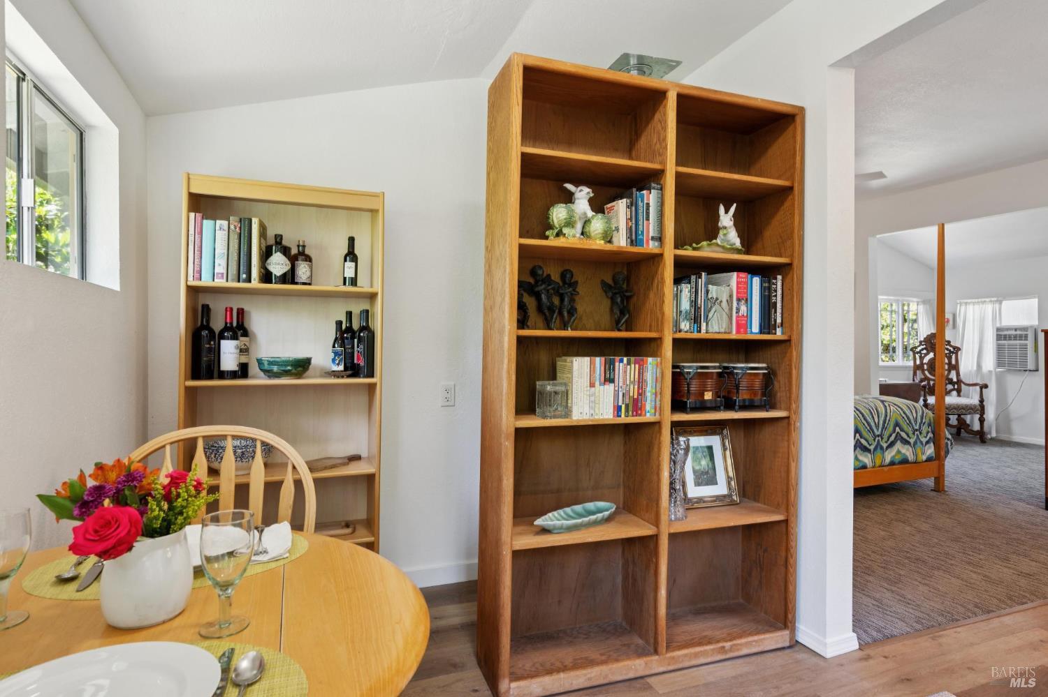 18380 Cottonwood Ave