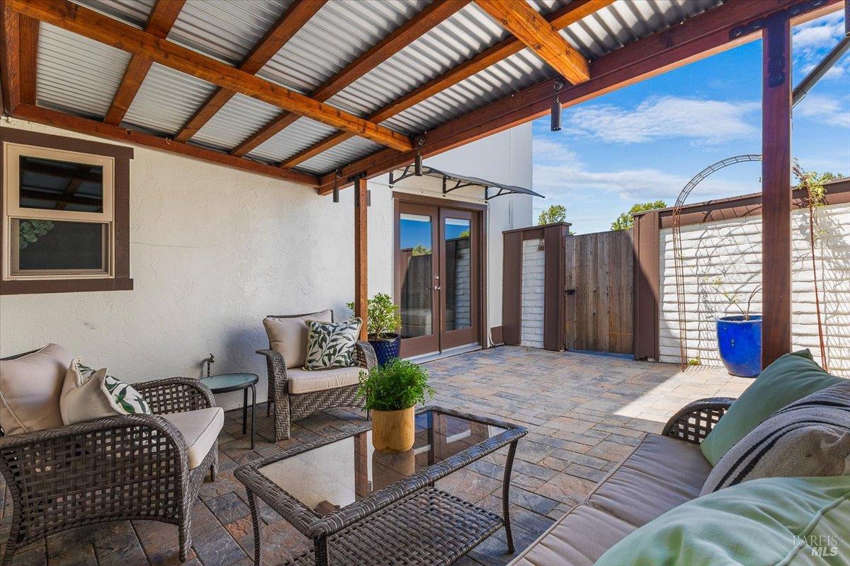 51 Vineyard Cir