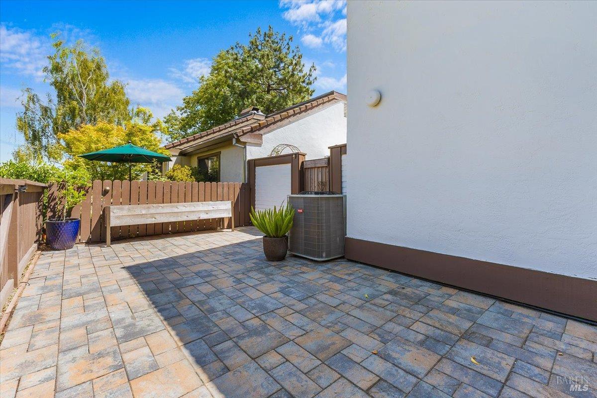 51 Vineyard Cir