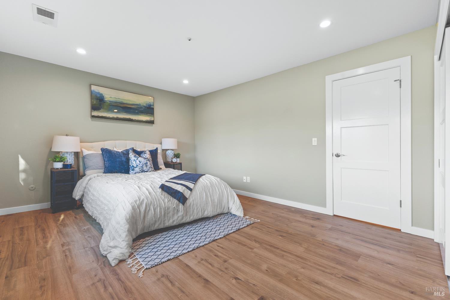 51 Vineyard Cir