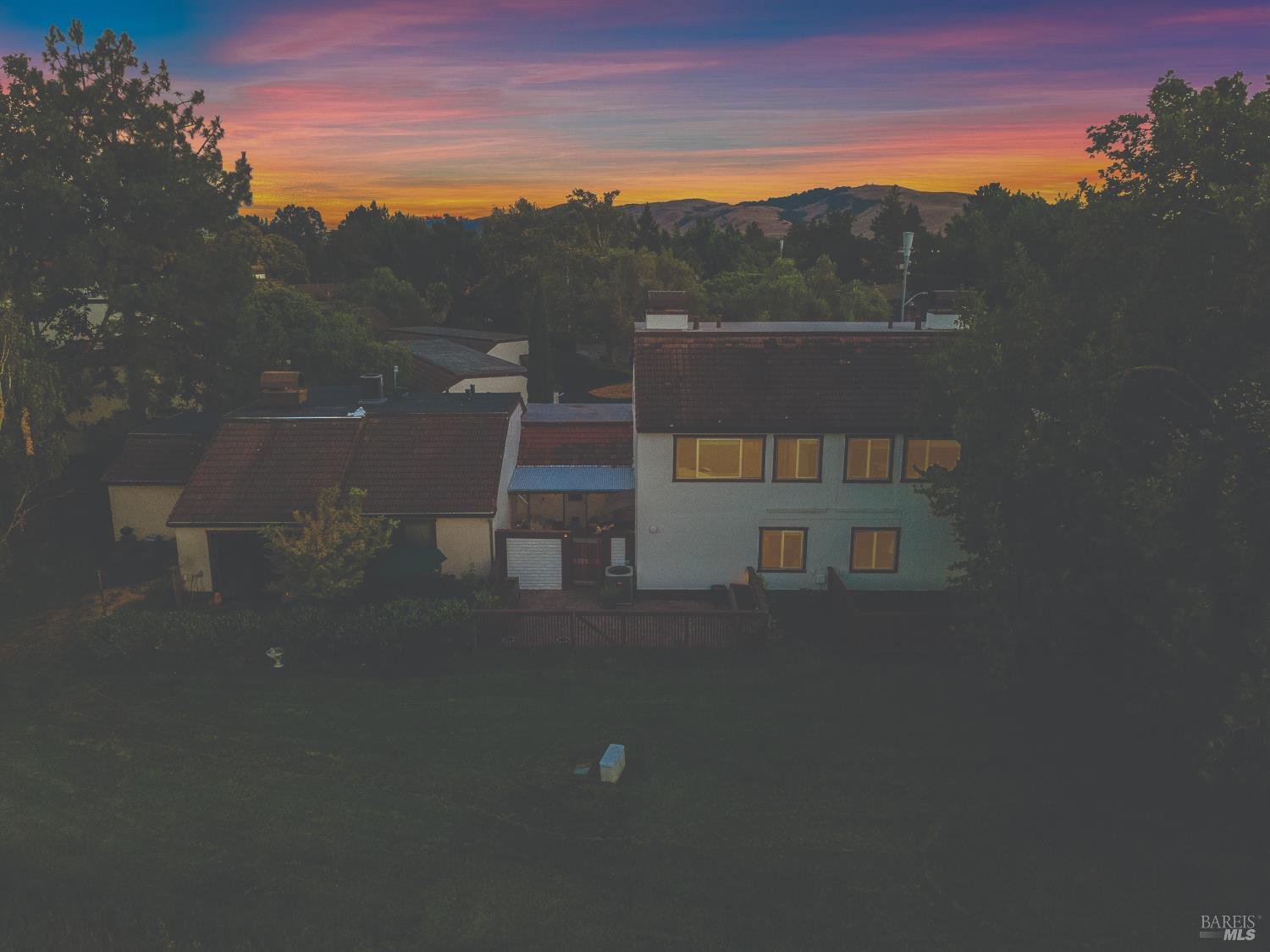 51 Vineyard Cir