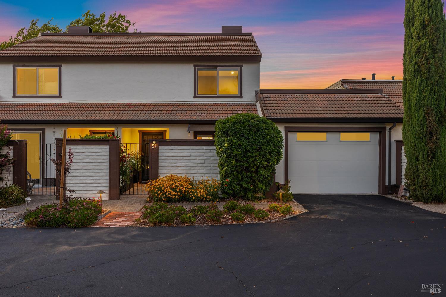 51 Vineyard Cir