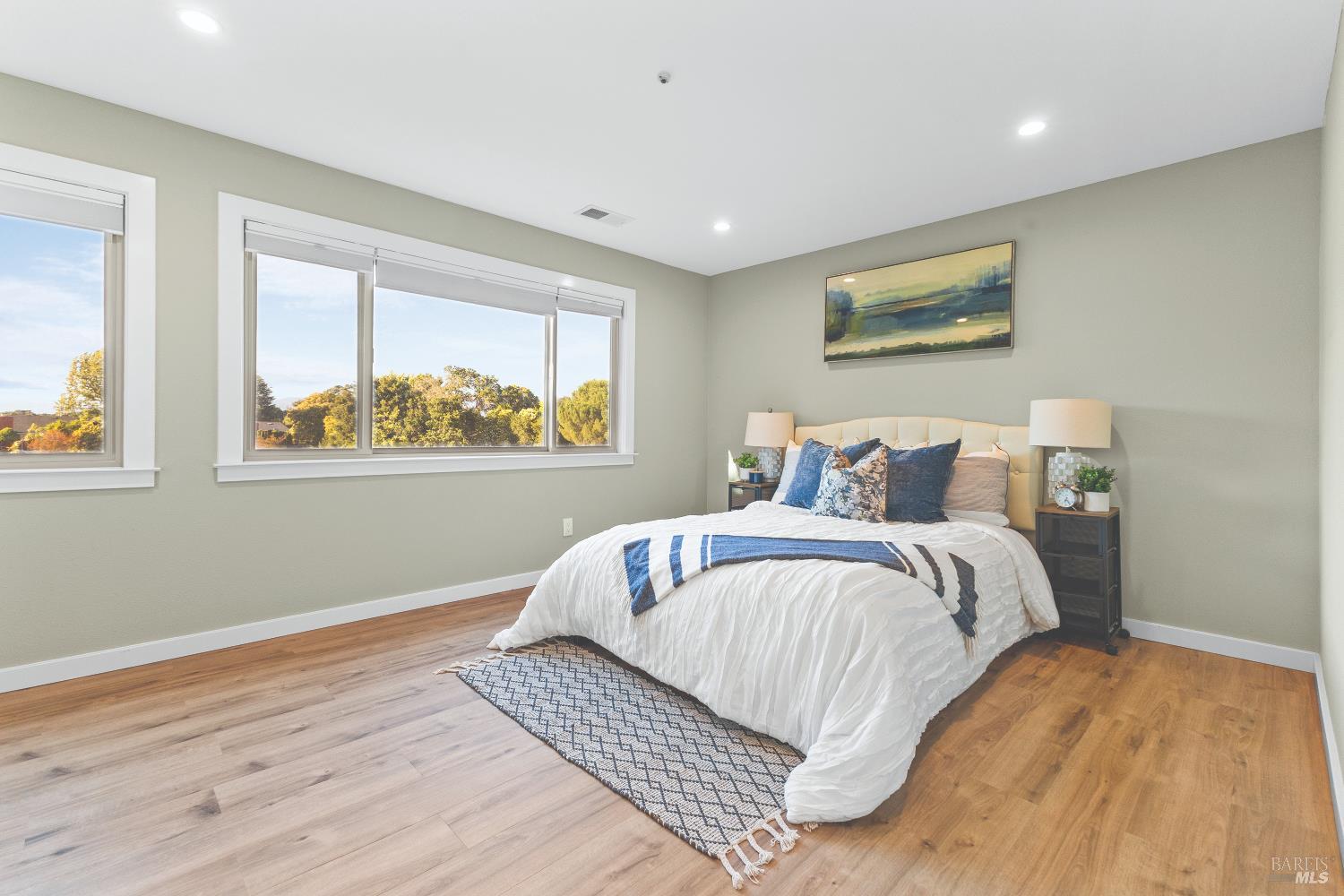 51 Vineyard Cir