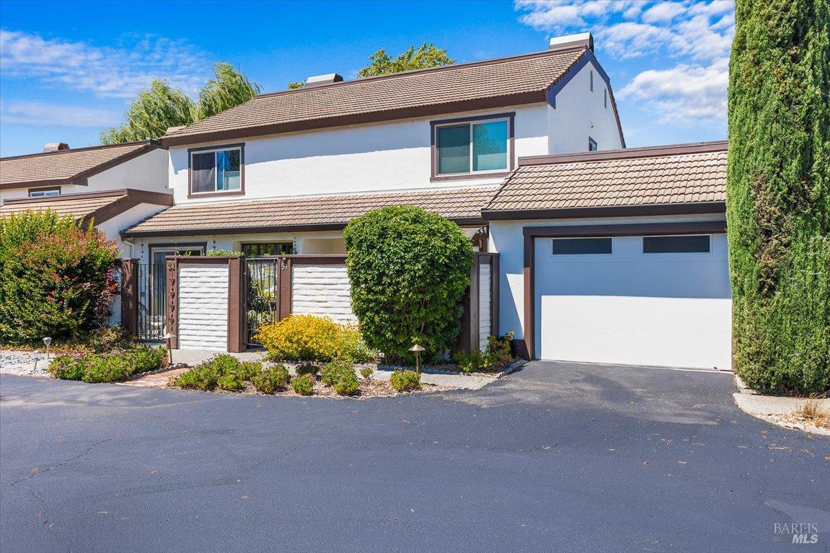 51 Vineyard Cir